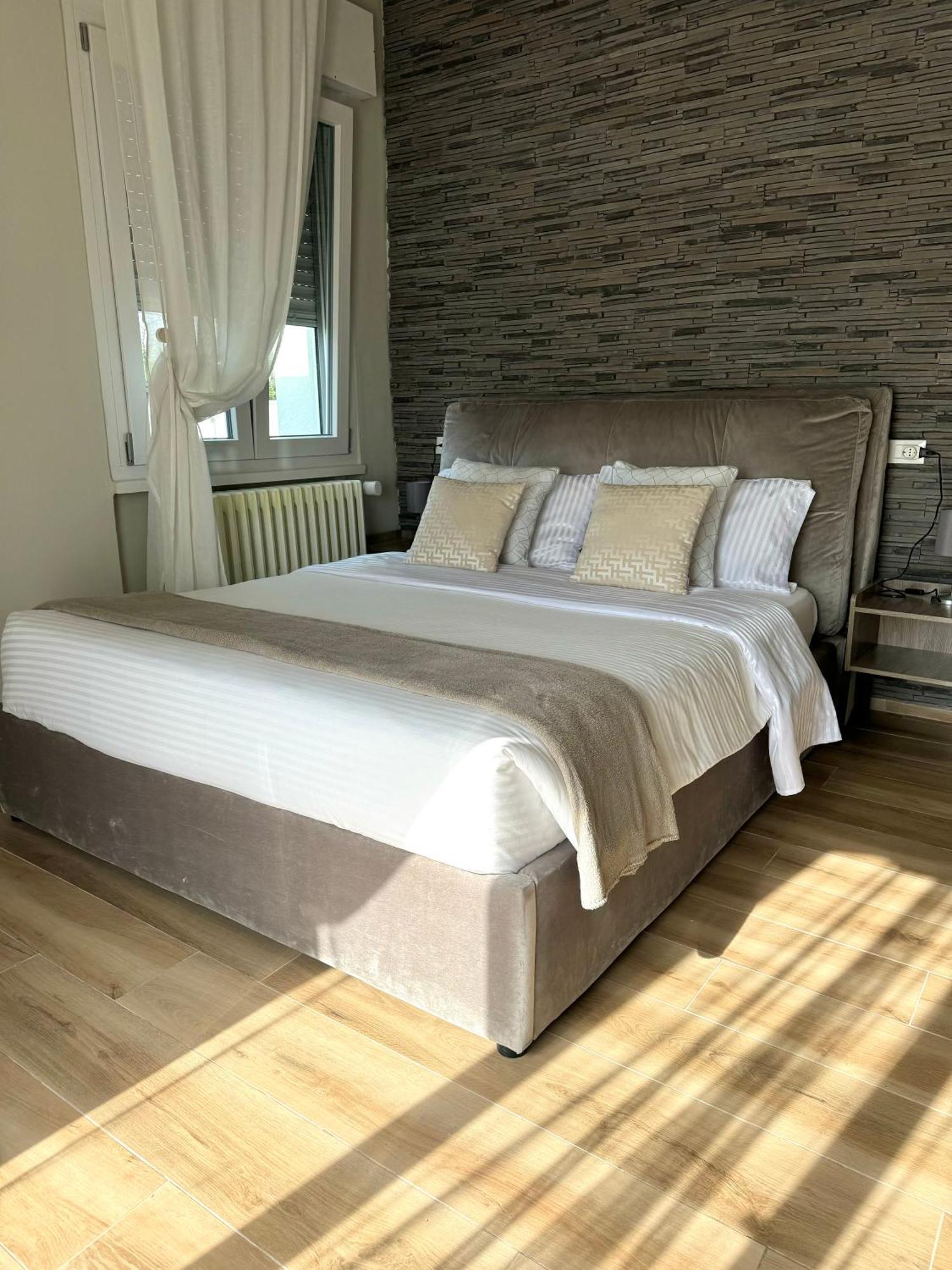 Serenity B&B Бреша Екстериор снимка